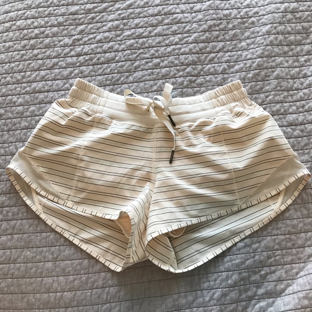 Lululemon Hotty Hot shorts